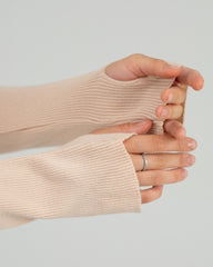 High Neck with finger